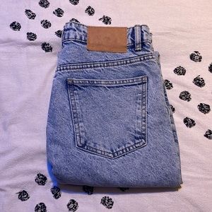 Zara Mom Jeans light wash